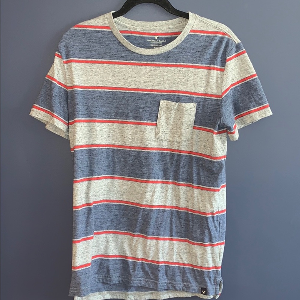 American Eagle Outfitters short sleeve t-shirt